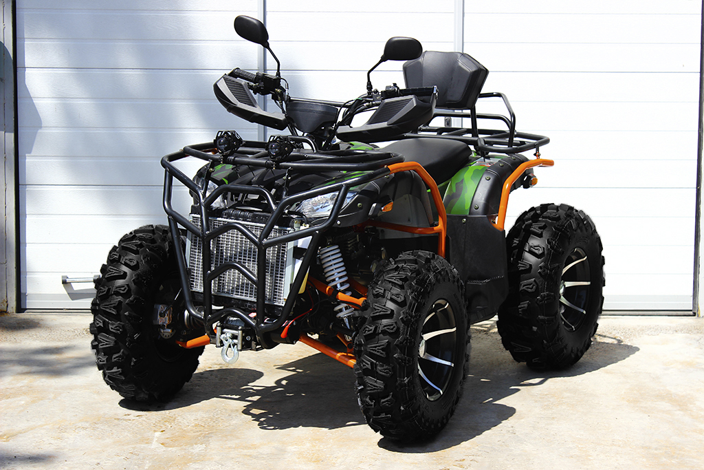 Тундра квадроциклы. Квадроцикл atv Zongshen Tundra 4х4 300сс. Квадроцикл Zongshen 300-4wd. Квадроцикл Yamaha Segway 300. Квадроцикл тундра 300 полный привод.